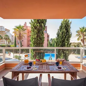 B02 - Fantastic With Pool Appartement